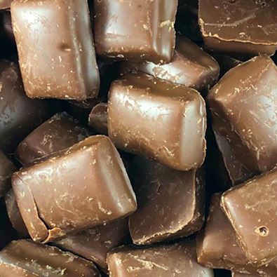 Milk Chocolate Caramel Mates (100g)
