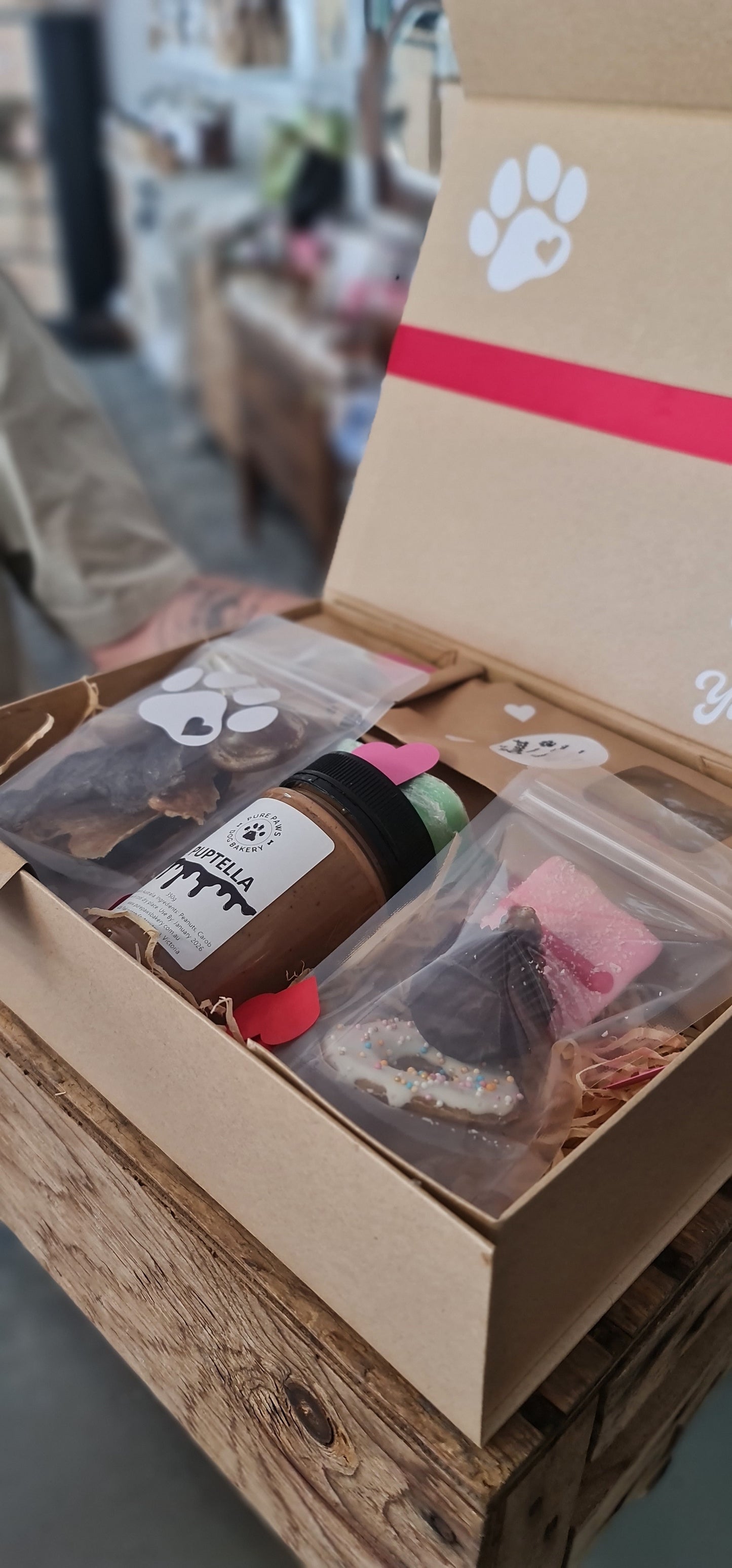 Puppy Treats Gift Box