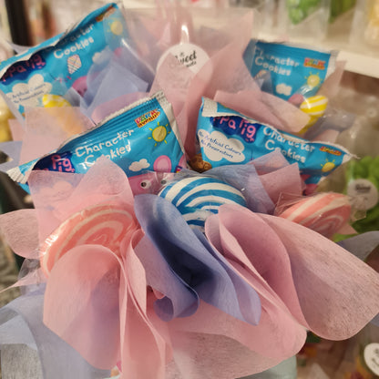 Peppa Pig Cookie & Lolly Bouquet