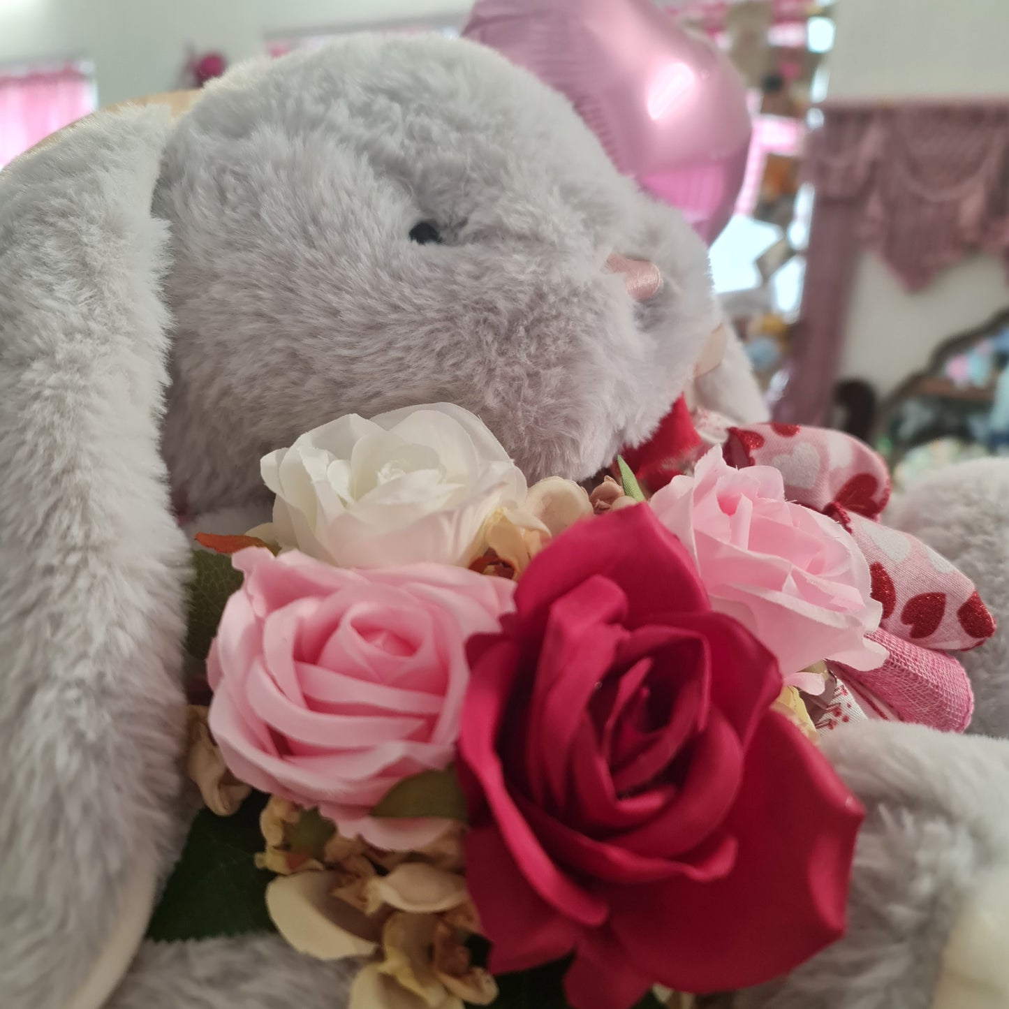 XL Bunny Chocolate Lolly Picnic Basket Bouquet