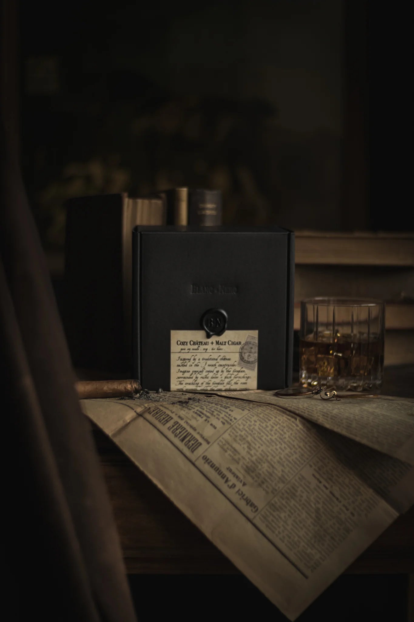 Cozy Château + Malt Cigar Candle